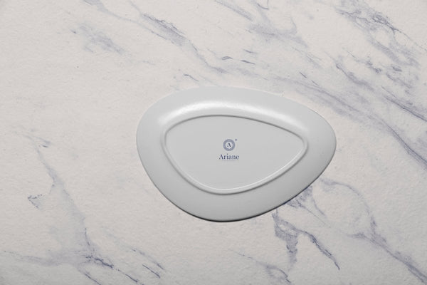 Ariane Island 8 1/4" Lir Porcelain Triangle Plate - 12/Case (AISARND65011021) - iFoodservice Online