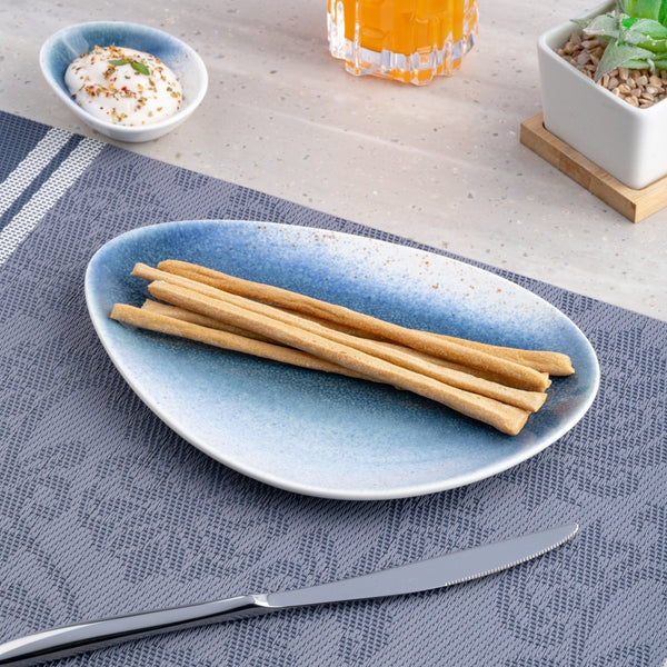 Ariane Island 8 1/4" Lir Porcelain Triangle Plate - 12/Case (AISARND65011021) - iFoodservice Online