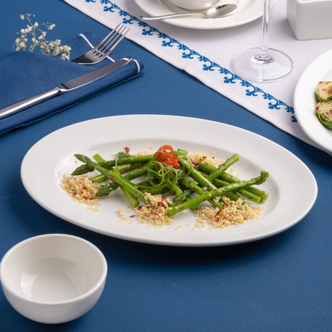 Ariane Prime 11" White Orba Porcelain Oval Platter - 12/Case (APRARN121015028) - iFoodservice Online