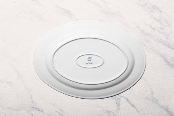 Ariane Prime 12 3/5'' x 8 2/3'' Prime - Warm White Porcelain Oval Platter - 6/Case (APRARN000015032) - iFoodservice Online