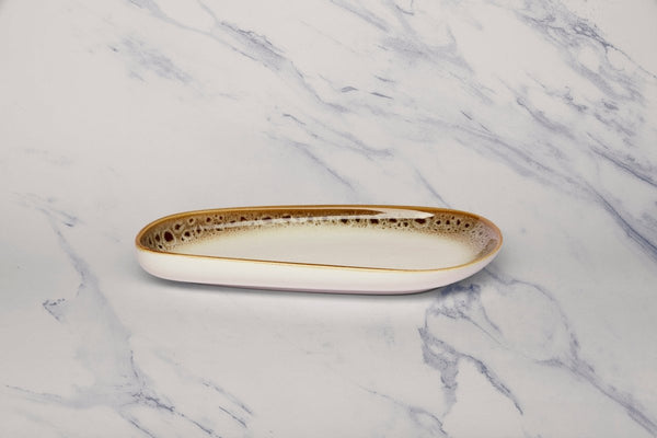 Ariane Retail 10 4/5'' x 6 1/6'' Jaguar Porcelain Upala Plate - 6/Case (ARTARND51101011) - iFoodservice Online