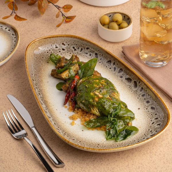 Ariane Retail 13 2/5" Jaguar Porcelain Upala Plate - 4/Case (ARTARND51101015) - iFoodservice Online