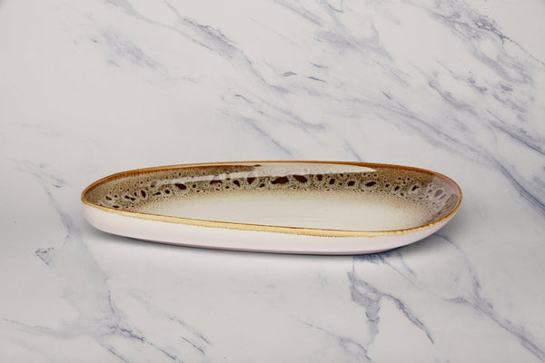 Ariane Retail 13 2/5" Jaguar Porcelain Upala Plate - 4/Case (ARTARND51101015) - iFoodservice Online