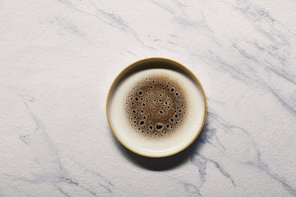 Ariane Selas 6" Jaguar Porcelain Stackable Plate - 4/Case (ASEARND52A11015) - iFoodservice Online