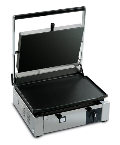 Eurodib Flat Medium Panini Grill with 14.5" x 10" Plates - 110v CORT - F - 110 - iFoodservice Online