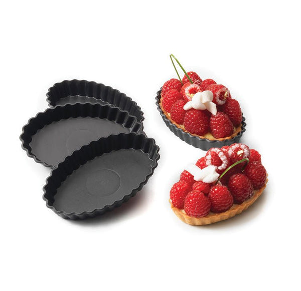 Matfer Bourgeat Exoglass® Oblong Tartlet Mold 4 1/2" Pack of 12(345202) - iFoodservice Online