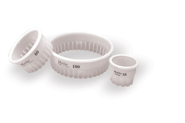 Matfer Bourgeat Exoglass® Round Pastry Cutter Fluted 3 1/2" (150123) - iFoodservice Online
