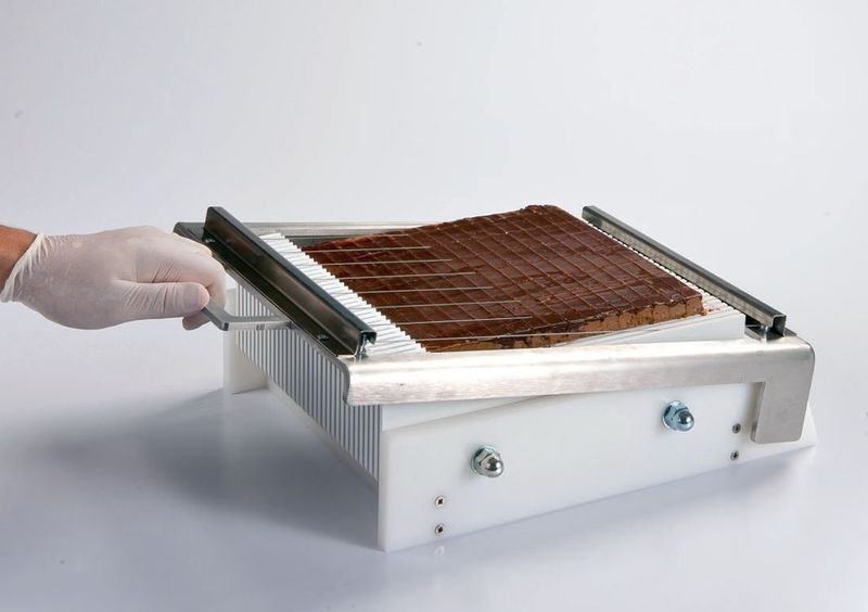 Matfer Bourgeat Mini Guitar Candy Slicer Cutting Wire (263512) - iFoodservice Online