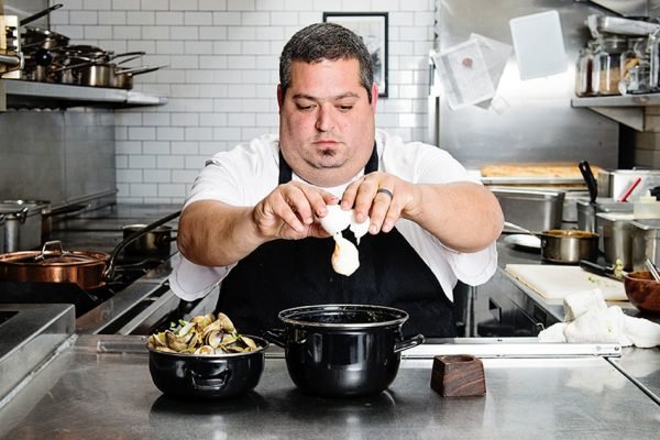 Matfer Bourgeat Mussel Pot With Lid for Empty Shells 7 3/4" (070973) - iFoodservice Online